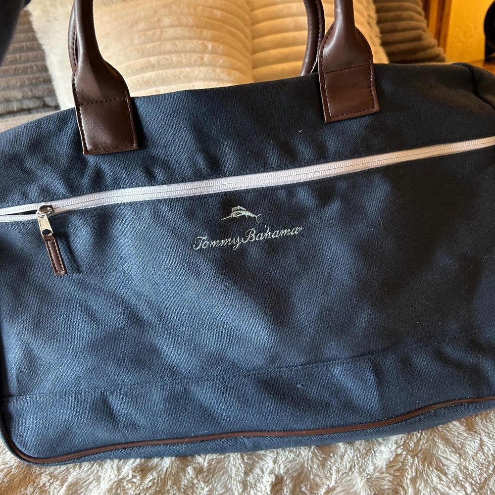 Tommy Bahama duffel bag